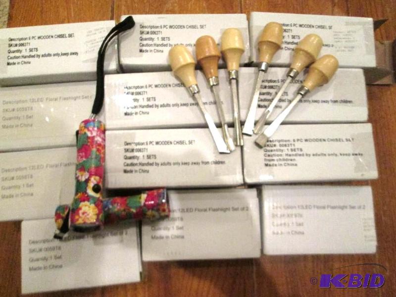 lot 86 image: Lot of 7 Set of 6 wood chisel hand tools, and...