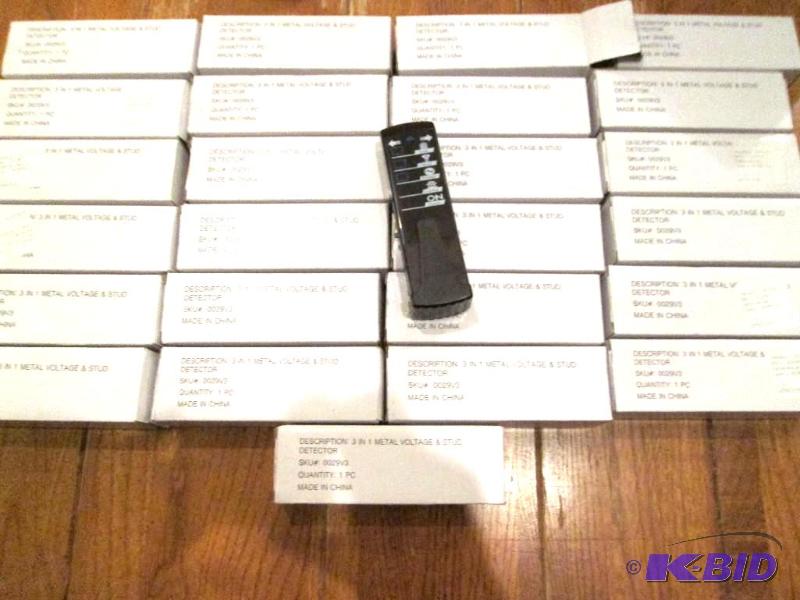 lot 87 image: Lot of 25 Stud, metal and voltage detector mu...