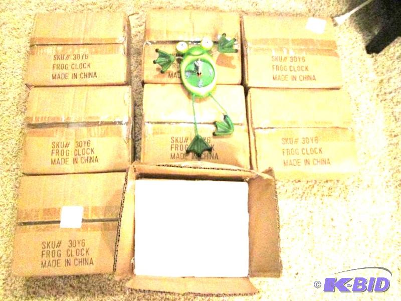 lot 98 image: Lot of 8 frog clocks...