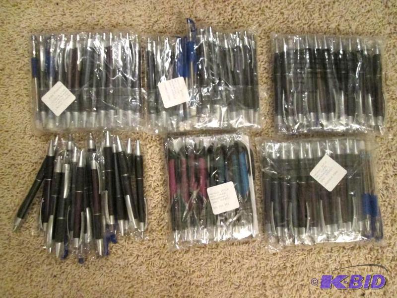 lot 99 image: Lot of 6 25 pack of pens, rubber grip, smooth...