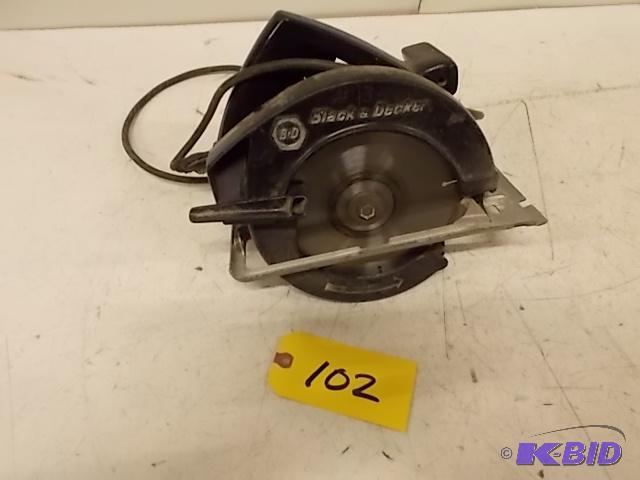 Black &amp Decker Circular Saw, Works...
