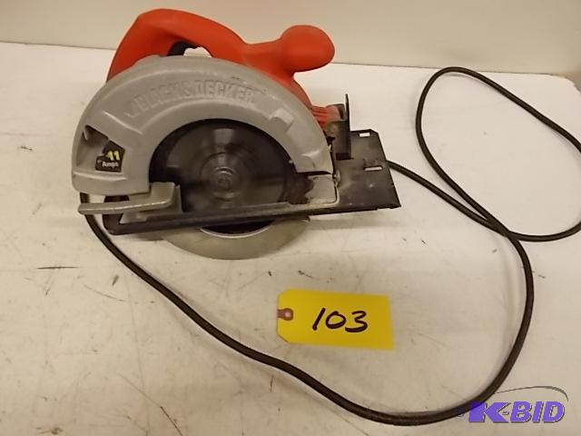 Black &amp Decker Circular Saw, Works...