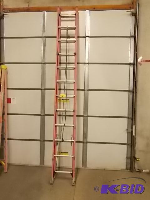 Werner 24 Fiberglass Extension Ladder...