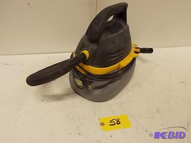 Stinger Shop Vac, Works...