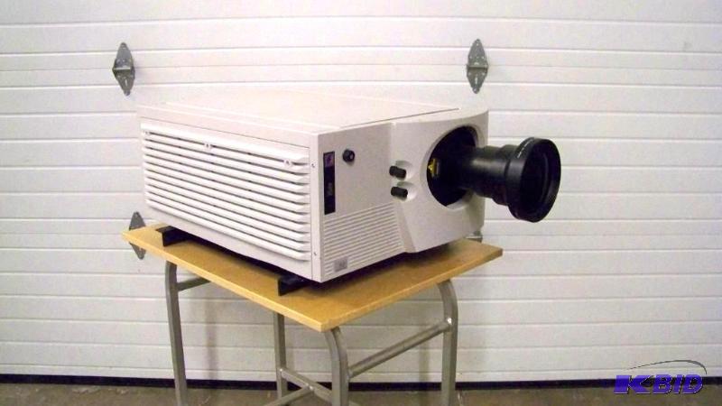 lot 23 image: PartsRepair - Christie Digital Systems, Vista S3, DLP Computer and Video Projector