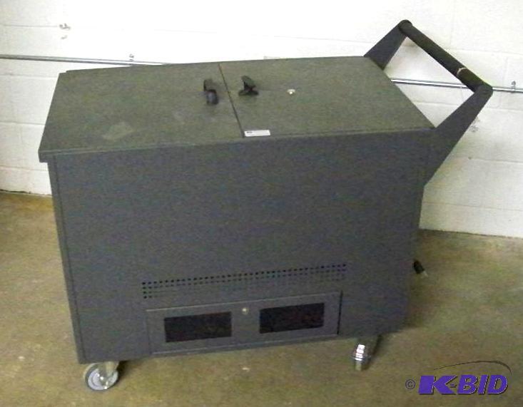 lot 31 image: DS Datamation Netbook Security Cart