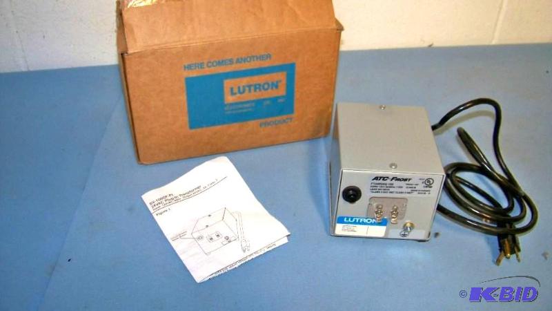 lot 52 image: Lutron, ATC-Frost, Plug-In Transformer