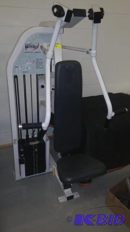 Nautilus Chest Press