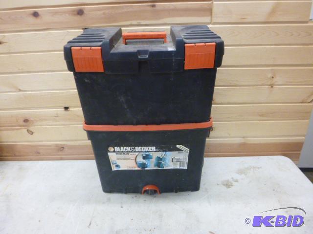 lot 110 image: Black & Decker Workmate Portable Tool Car...