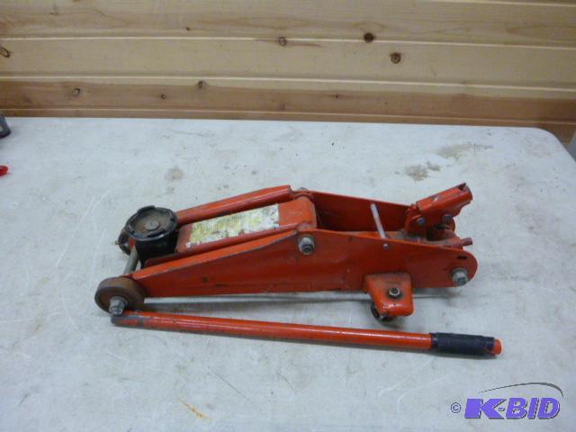 lot 151 image: Hydraulic Jack...