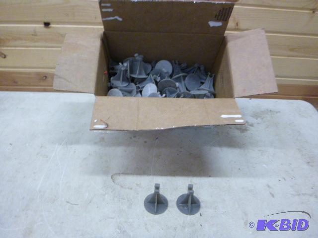 lot 16 image: Lot of Re-Bar Clips...