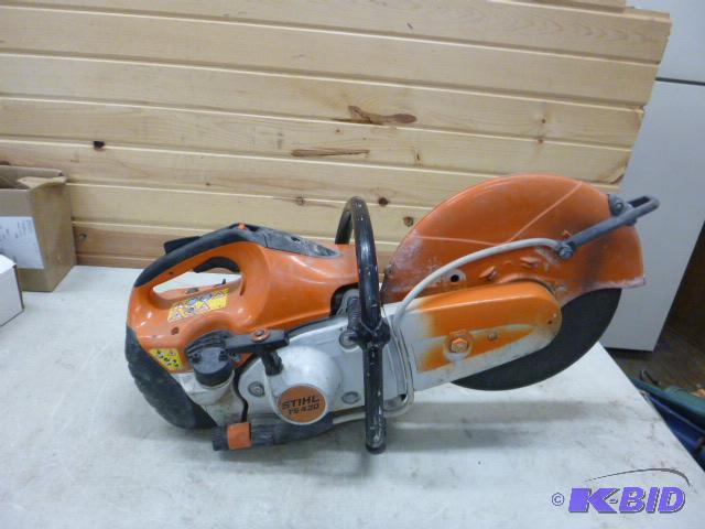 lot 2 image: Stihl&nbspTS 420 Chop Saw With water, tested...