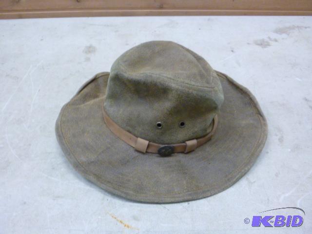 lot 219 image: Outback Trading Leather Kodiak Hat 1356 - siz...