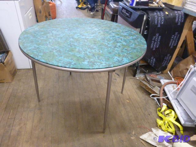 lot 234 image: Folding Table 40" diameter....