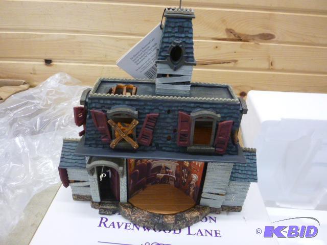 lot 245 image: Hallmark Keepsake Halloween Display...