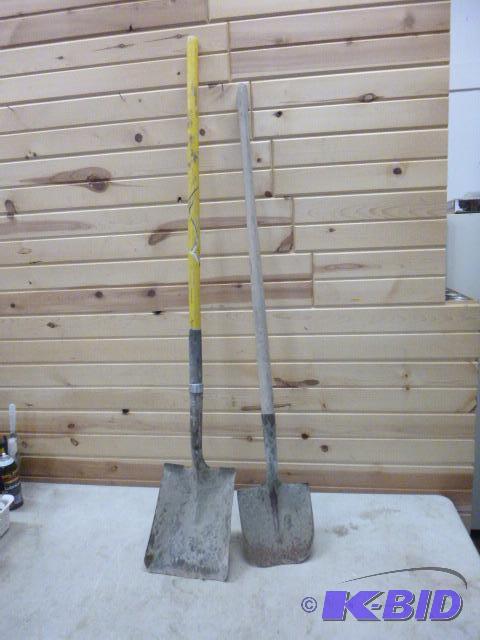 lot 41 image: Two Shovels Not in best condition but usable....