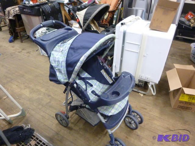 lot 58 image: Graco Stroller...