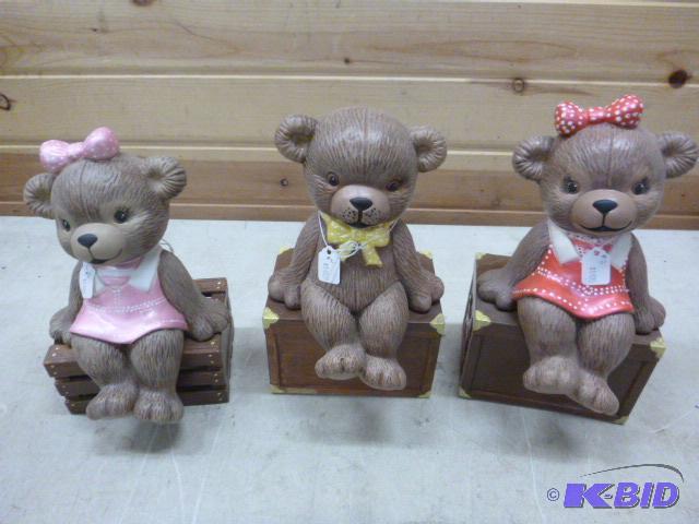 lot 88 image: The Three Bears Banks...