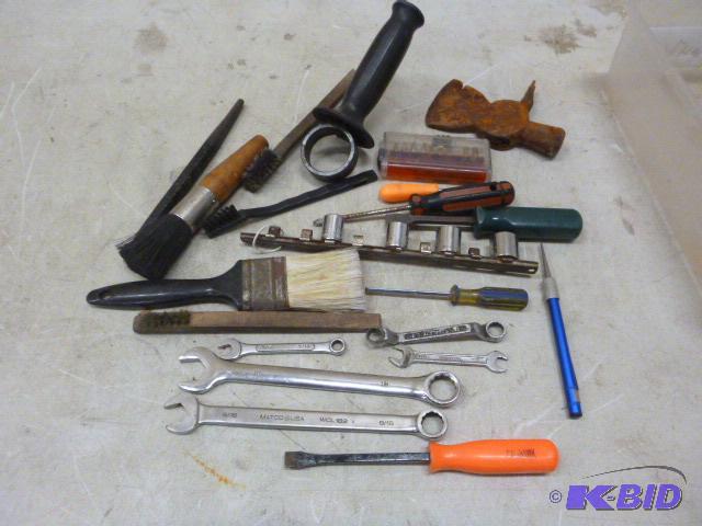 lot 99 image: Miscellaneous Tools...