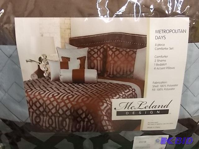 McLeland Designs Metropolitan Days 8 Piece Qu...