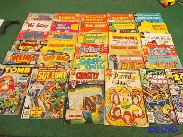 30 Comics Marvel, Charlton Comics, 2001 Spac...