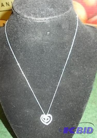 White Gold Heart Pendant with Diamonds&nbsp...