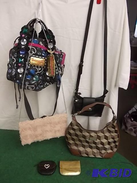 4 Handbags, 2 Coin Purses&nbsp...
