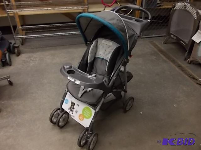 lot 4 image: Graco Literider Stroller ...