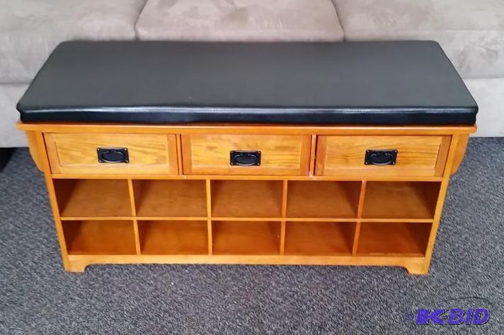 Mission Style Bench with Show Storage.  New out of Box.  Assembled