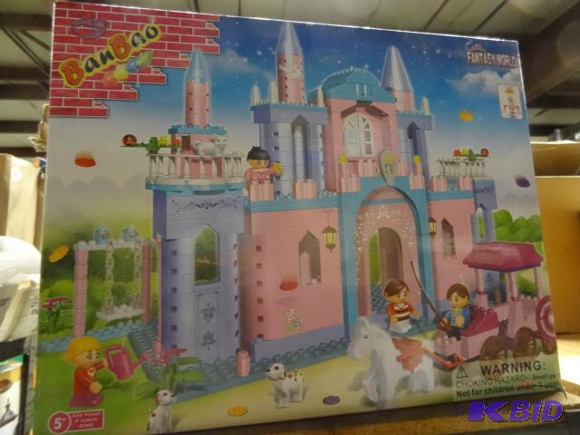 New in box Ban Bao brand fantasy world Castle...