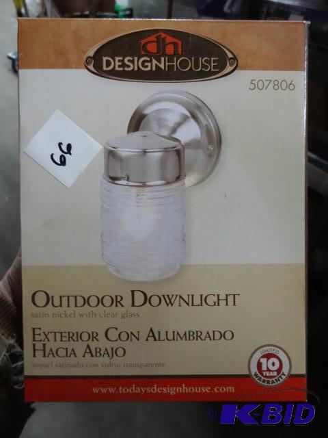 New in box Design House outdoor wall mount do...