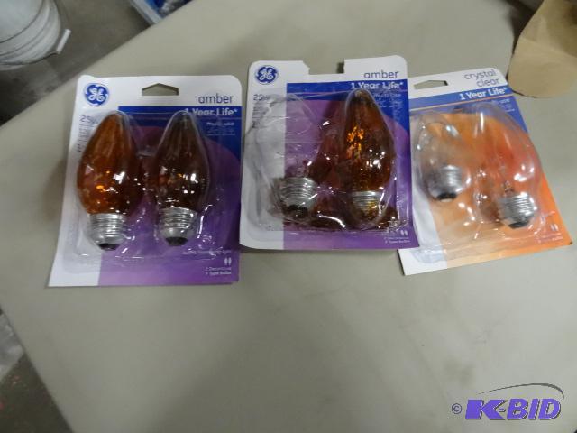 New lot of candleabra style light bulbs. Stan...