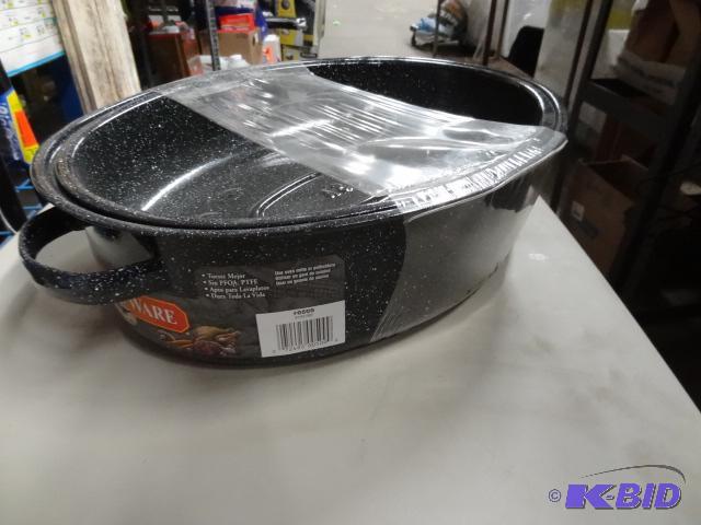 New Granite-Ware Roaster. 15 pound capacity. ...