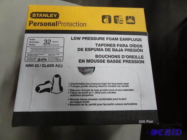 New Case of qty of 200 pair earplugs by Stanl...