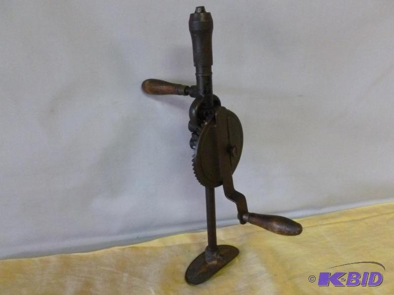 lot 145 image: Large antique hand speed drill with shoulder ...