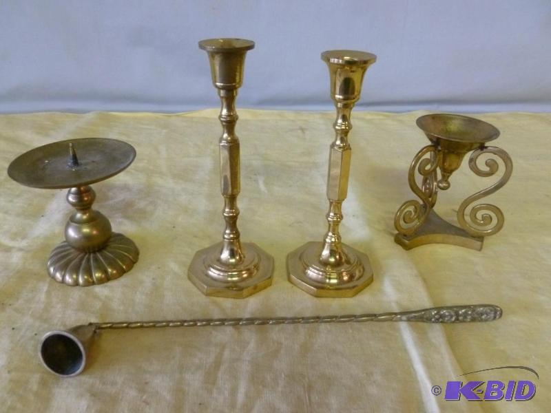 lot 174 image: Lot of nice cast brass candle holders, includ...