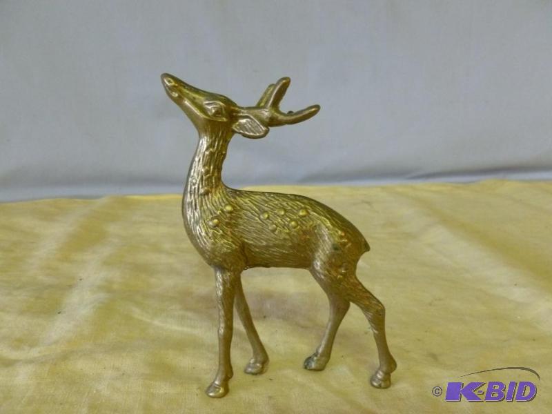 lot 175 image: Nice cast brass deer figurine, measures 4&quo...