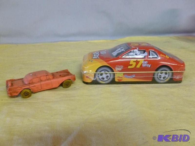lot 207 image: This lot consists of a vintage Auburn toy car...