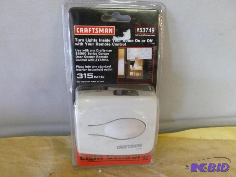 lot 39 image: Craftsman plug in light control, brand new in...