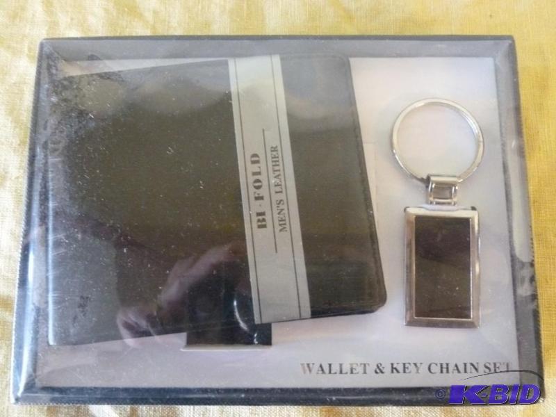 lot 41 image: Mens Genuine Leather Bi-Fold And Key Chain S...