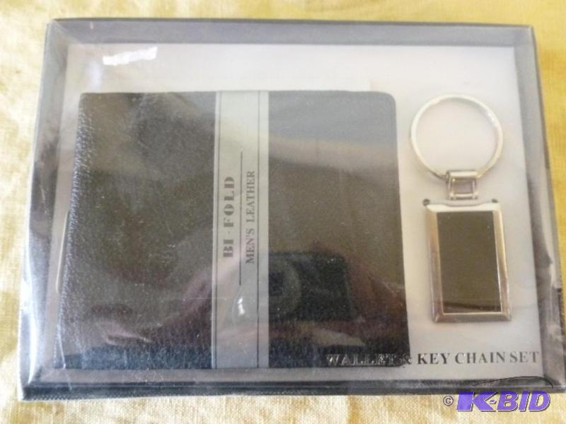 lot 44 image: Mens Genuine Leather Bi-Fold And Key Chain S...