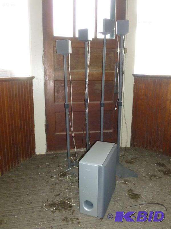 lot 9 image: Sony surround sound speaker system that inclu...
