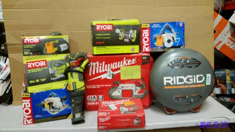 Lot of Salvage Tools