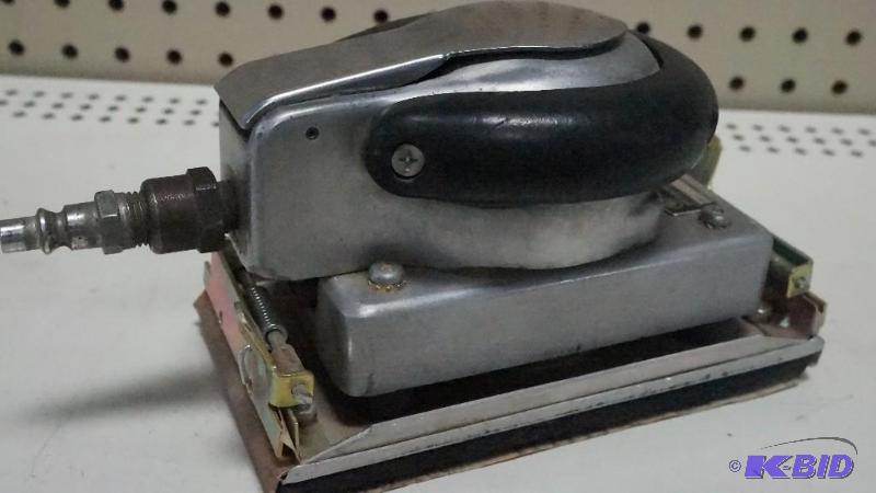 Chicago Pneumatic Air Sander