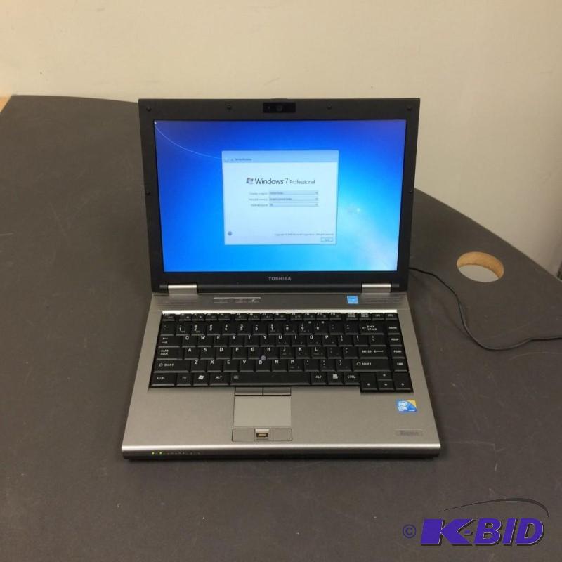 lot 4 image: Toshiba Tecra S3451 Personal Laptop Model MI...