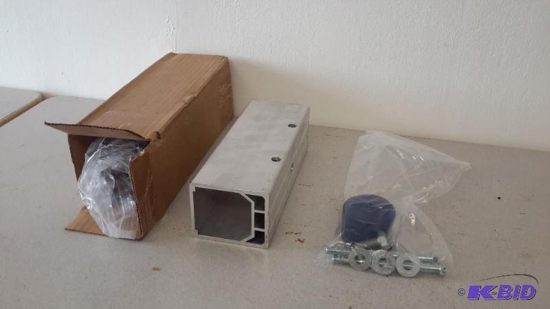lot 11 image: dock parts