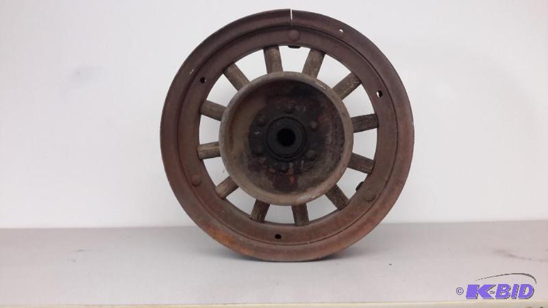 lot 26 image: Wooden spoke wheel