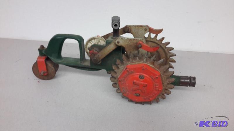 lot 44 image: Tractor sprinker