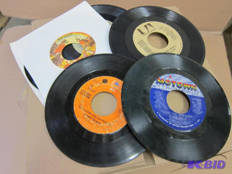 lot 25 image: 70s Music Records