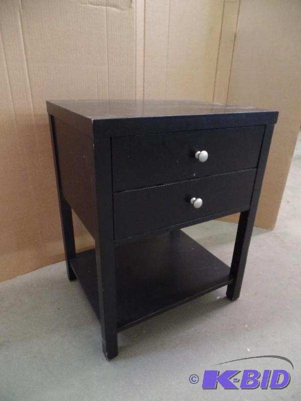 lot 33 image: Nightstand